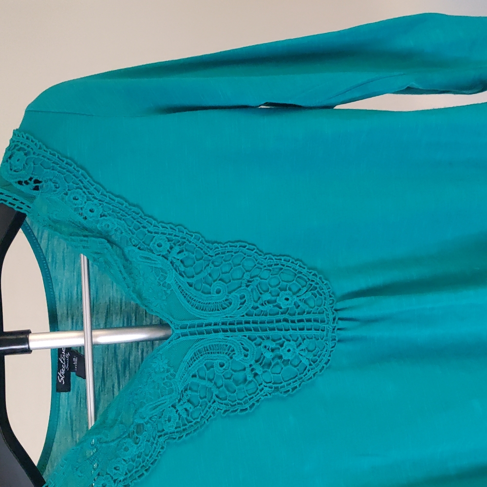 Turquoise Blouse - Picture 3 of 10